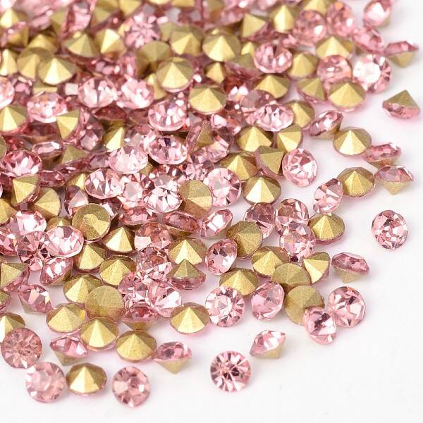 Back Plated Grade A Diamond Glass Pointed Rhinestone