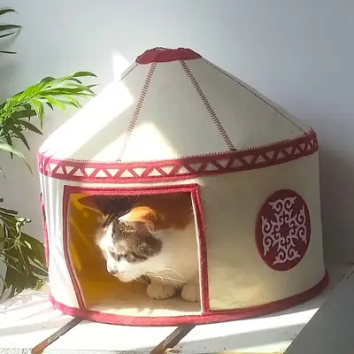 Nomadic Cat Yurts - Felt Cat House & Cat Bed with Traditional Central Asian Design Cozy Hideaway for Cats 15\
