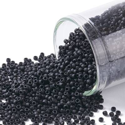 TOHO Round Seed Beads