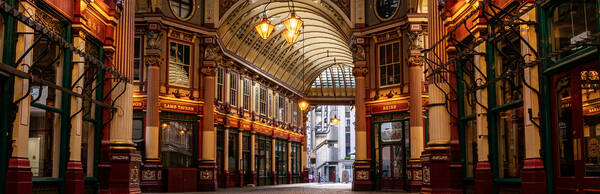 Harry Potter’s London Tour: From the Leaky Cauldron to Gringotts Bank