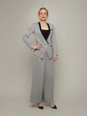 PYLON | Deep V Jacket | Color: Granite | Size: S