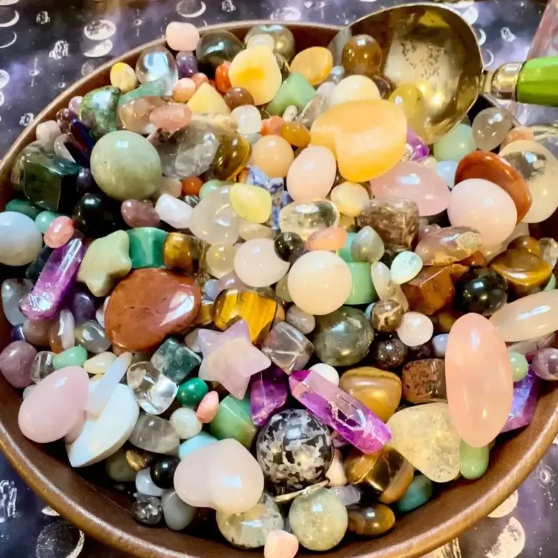 Charged bundle of mini crystals