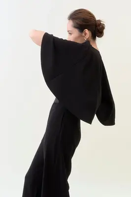 Low-Back Jumpsuit - Black | Size: M | Style: Jumpsuit with Cape