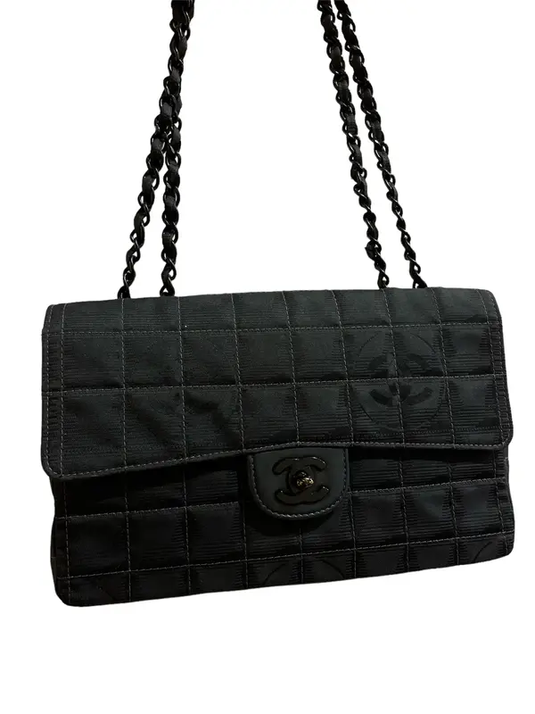 Pre-owned CHANEL Black Nylon Shoulder Bags Travel Ligne Flap