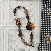 Vintage Beaded Phone Chain, Anti-lost Amber Heart Mushroom Design Phone Lanyard, Phone Strap for Women & Girls, Fashion Phone...