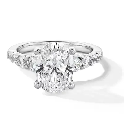 10K White Gold 1.25 to 3.75 CT.T.W. Oval Cut Diamond Graduated Shank Engagement Band IGI Certified
