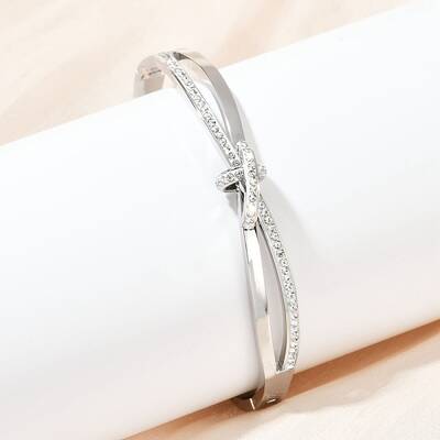 201 Stainless Steel with Rhinestone Bangles for Women