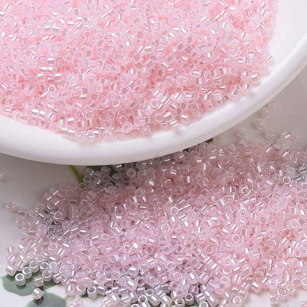 MIYUKI Delica Beads