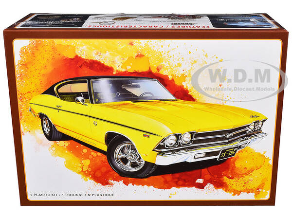 Skill 2 Model Kit 1969 Chevrolet Chevelle SS 396 1/25 Scale Model by AMT