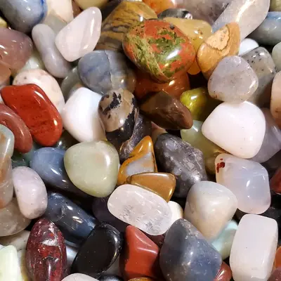 1pc Intuitively Selected Tumbled Stone crystal tumbles