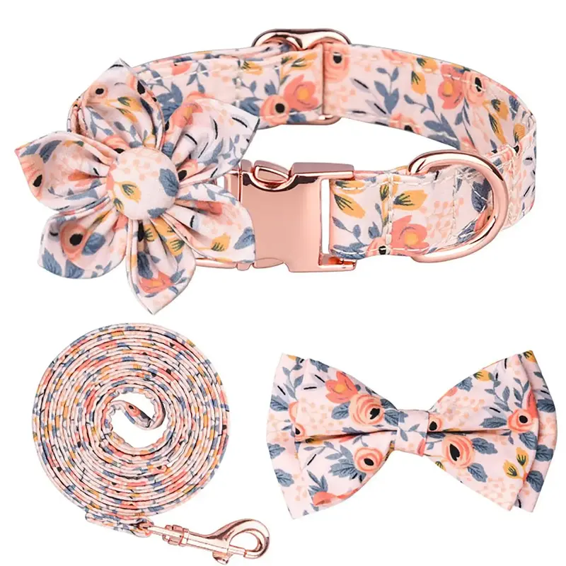 Floral Pattern Pet Collar & Leash Set (4 Counts/set), Adjustable Pet Collar with Bowknot & Leash & Flower Accessories, Fashio...