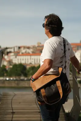 Versa Cork Messenger bag - Versa flop