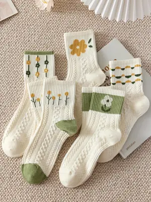 Women's 5 Pairs Floral / Bow Pattern Socks, Fashion Casual Cozy Ankle Socks for Daily Outdoor Wear, Women Socks for All Seaso...