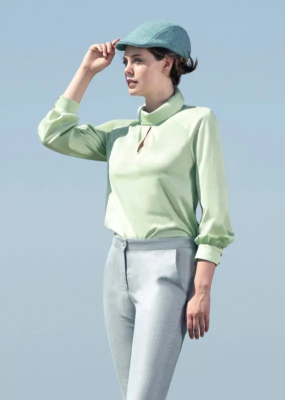 HOSTA | Easy Key-hole Blouse | Color: Sapling | Size: L
