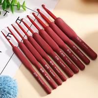 Crochet Hook Set (9pcs), 2mm-6mm Crochet Hooks with Soft Rubber Grip, Handcraft Cushioned Handles Knitting Needles