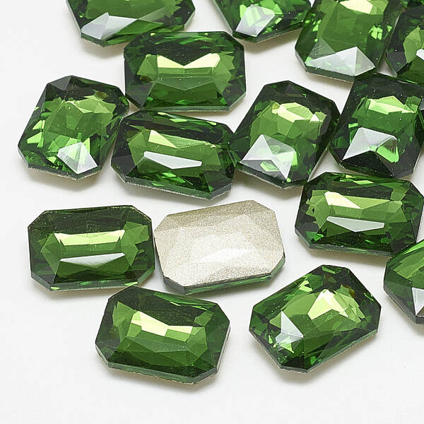 Pointed Back Glass Rhinestone Cabochons