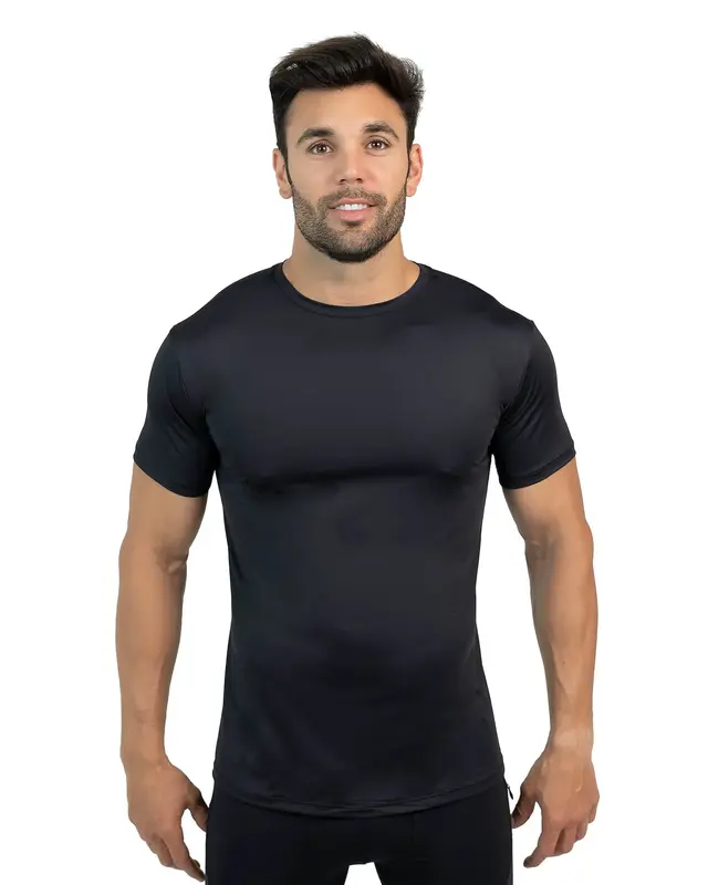 Black T-shirt | Size: L | Color: Black