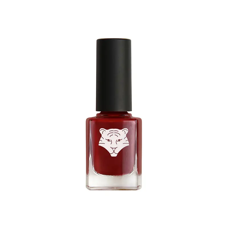 Vegan nail polish naturale and vegan 207 Play With Fire 11 ml