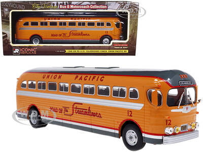 1948 GM PD-4151 Silversides Coach Bus Union Pacific: Road of the Steamliners Vintage Bus & Motorcoach Collection 1/43 Diecast...