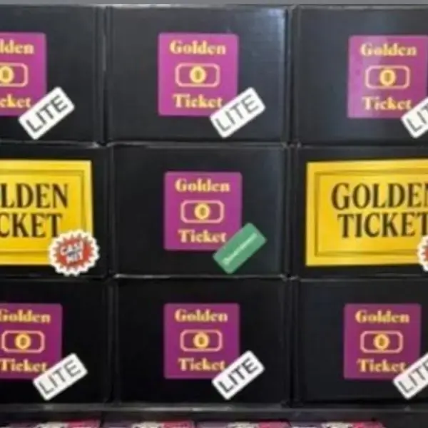 NFL Break #2 - 9 Box Break (1Xdowntown, 2X Case hit, 6X Lites (PSA 8+))