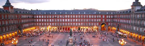 Multicultural Madrid Walking Tour: from Plaza Mayor to Lavapiés