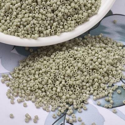 MIYUKI Delica Beads