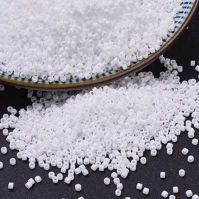 MIYUKI Delica Beads