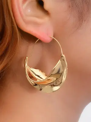 1 Pair Unique Geometric Design Hoop Earrings, Texture Metal Irregular Party Earrings, Fashionable Earrings for Women, Daily U...