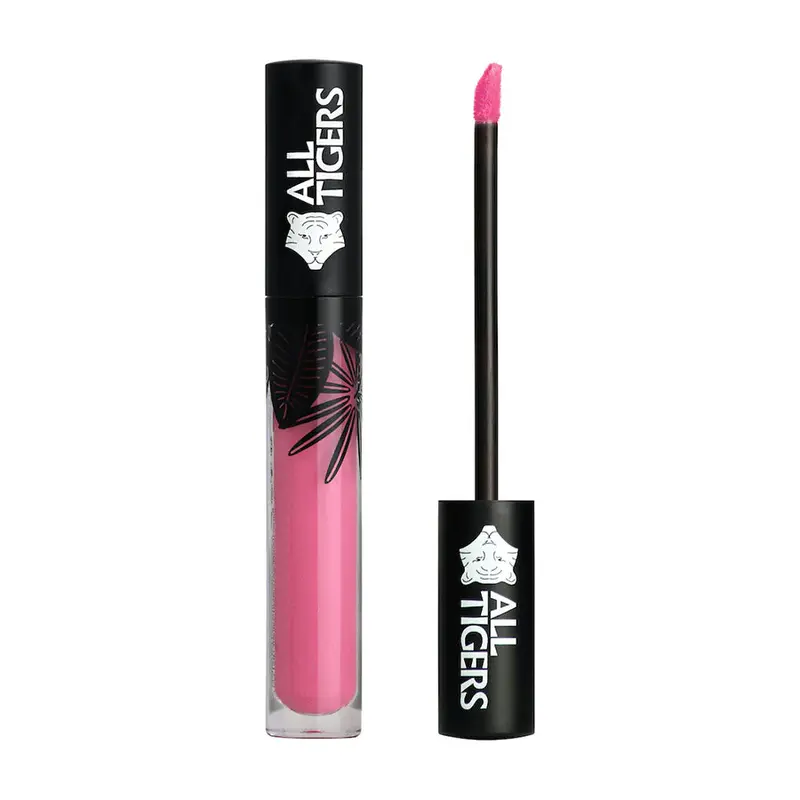 Natural and vegan matte lip gloss 792 Escape The Ordinary 8 ml