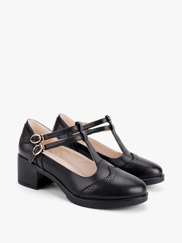 Women‘s Classic T-Strap Leather Shoes