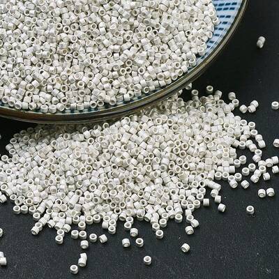 MIYUKI Delica Beads