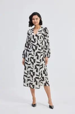 Midi Wrap Dress in Abstract Mosaic | Color: Noir Shadows | Size: XL