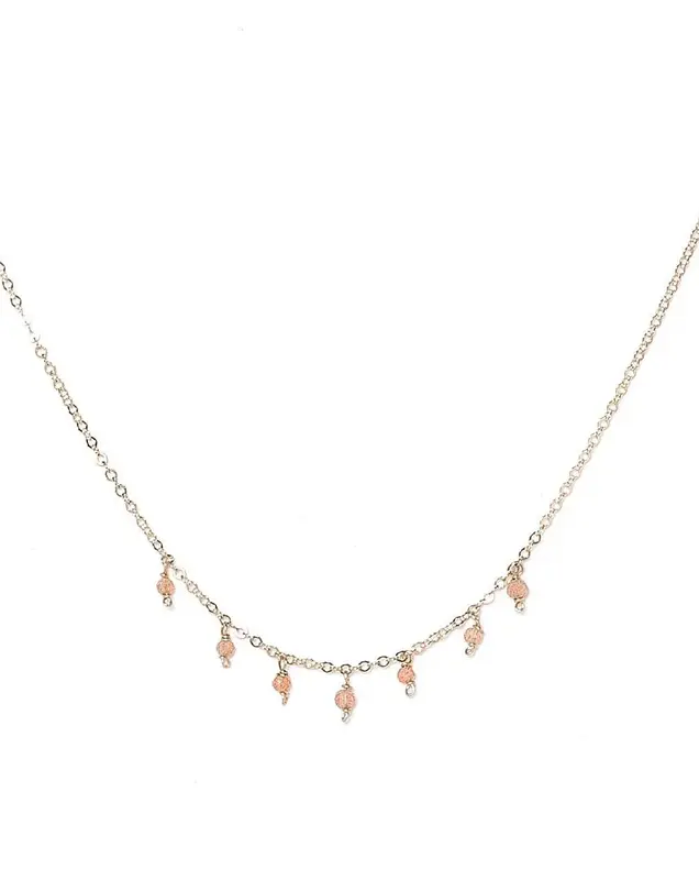 Cuy Necklace | Gemstone: Peach Moonstone | Metal Color: Gold