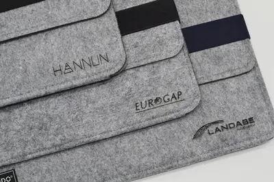 Funda HAZI | Tamaño: 13 | Colores: Negro | Personalizar producto: No