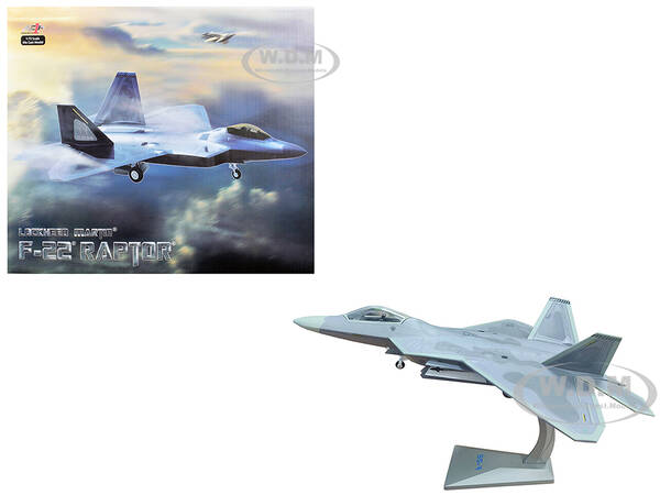 Lockheed Martin F-22 Raptor Stealth Aircraft \