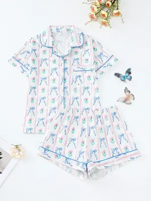 Two-Piece Set Women's Top & Shorts Pyjama, Casual Comfy Short Sleeve Top & Shorts PJ Set, Ladies Sleepwear for All Seasons