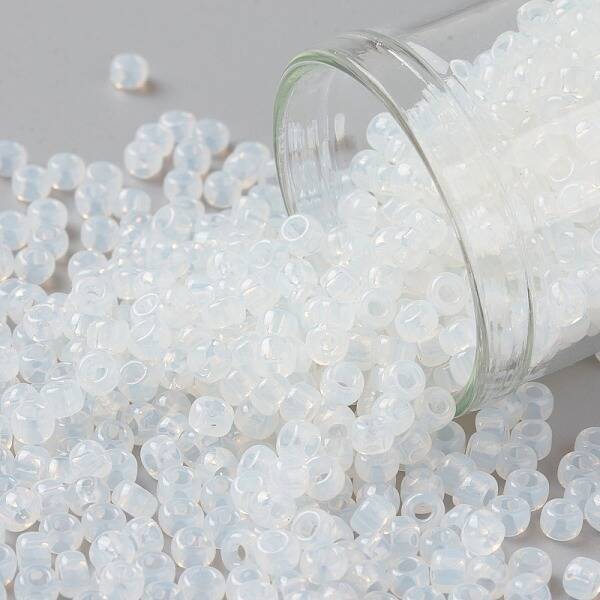 TOHO Round Seed Beads