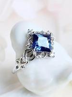 Elegant Hollow Out Design Cubic Zirconia Decorated Ring, Fashion Rhinestone Decor Jewelry for Party, Daily Clothing Decor, ...