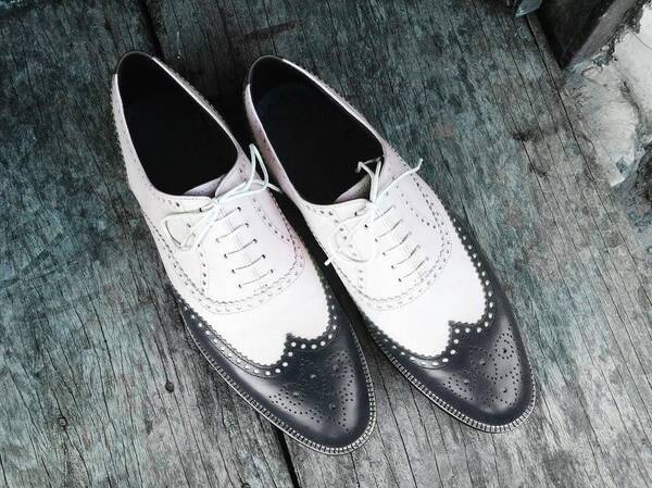 Wholesale Dress Shoes- 10 Shoes For $500 Call 310-430-0939