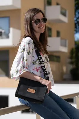 Night Vegan Crossbody Bag black cork | Choose Strap Style: Hard Handle