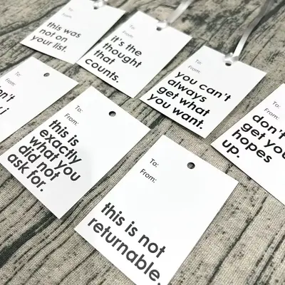 Funny Gift Tag Sticker with Rope, 7 Counts/set Gift Wrapping Tag, Gift Packaging Label, Gift Bag Decoration Supplies for Bir...