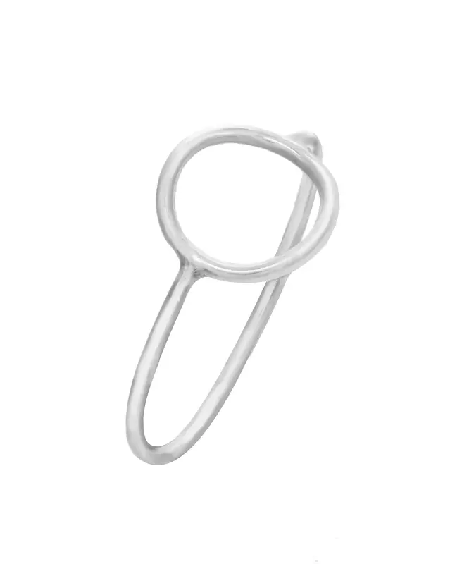 Zona Ring | Metal Color: Silver | Size: 5