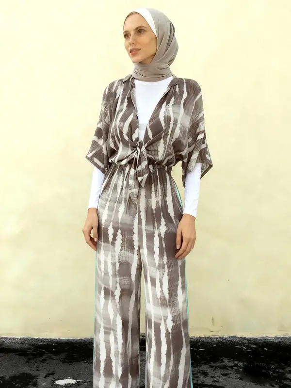 Women's Summer New Beach Sexy Printed Jumpsuit, Fitted Woven Design for Stylish Summer Wear, Perfect for Beach and Casual Out...