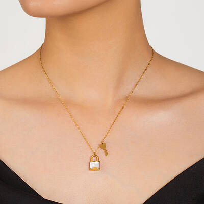 Stainless Steel Shell Water Drill Lock Key Pendant Necklaces