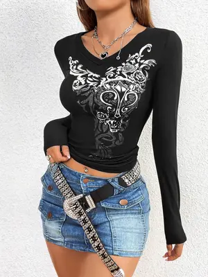 Women's Floral Print Long Sleeve Casual Vintage 90s Graphic Tees, Gothic Graphic V Neck T-shirt, Lady Women's Streetwear Top,...