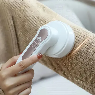 Portable Lint Eraser, Effective Fabric Scraper for Furniture Carpets, Handhled Electric Lint Removal Clothing Shaver for Swea...
