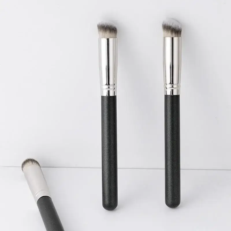 Round Head Foundation Brush, 1 Count Portable Multifunctional Makeup Brush, Makeup Tools For Beginners, Multitasker Brush Gif...