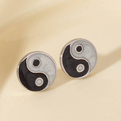 Retro Chinese Style Stainless Steel Flat Round with Yin-yang Stud Earrings