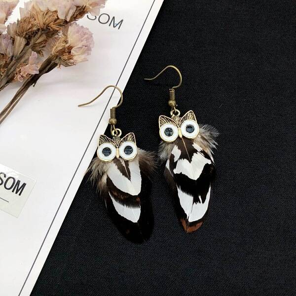 Alloy Owl with Feather Dangle Earrings