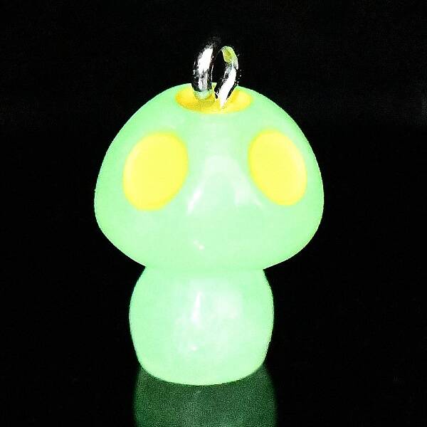 Spray Painted Luminous Resin Pendants
